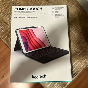 Logitech combo touch